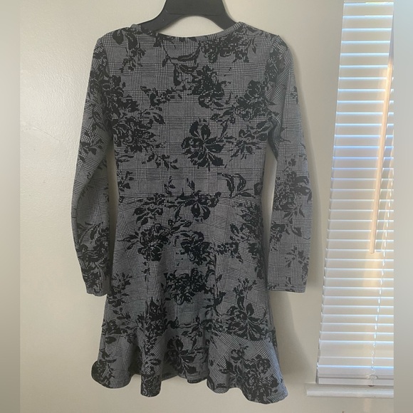 CHILDRENS PLACE - BLACK & GRAY DRESS - Picture 5 of 5